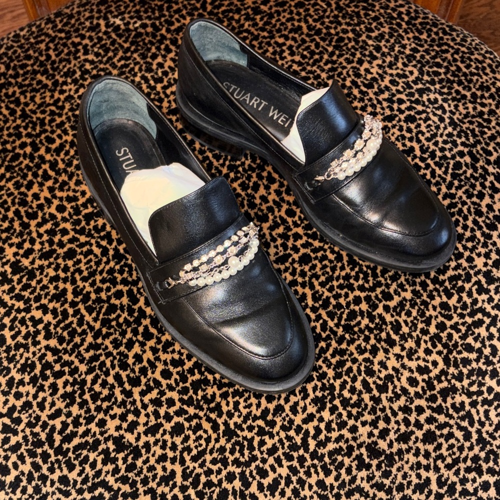 Stuart Weitzman Pearldrop Loafers- 6
